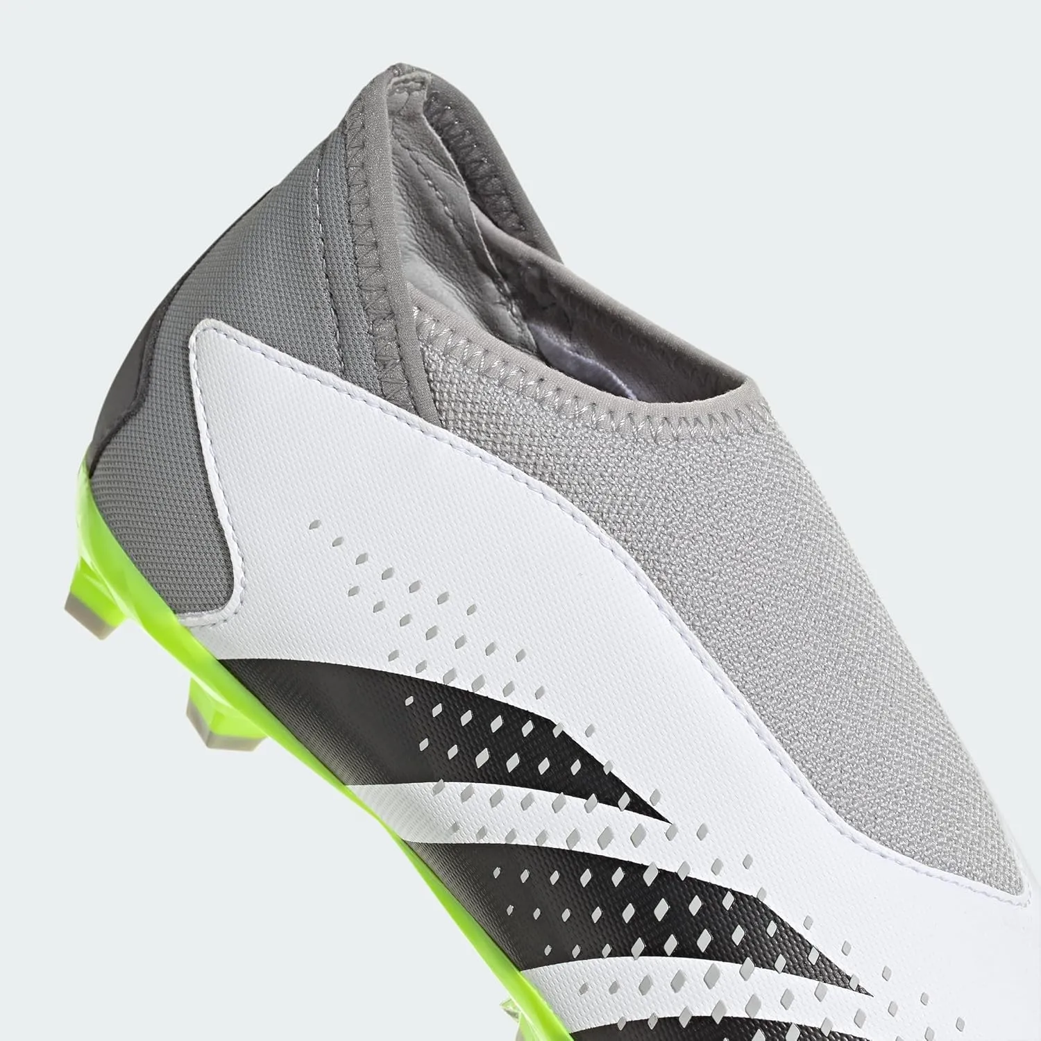 adidas Unisex-Child Accuracy.3 Predator Laceless Firm Ground Sneaker
