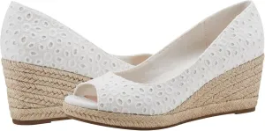 Bandolino Women's Nuri Wedge Sandal