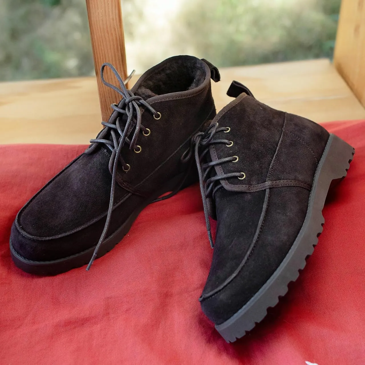 BEARPAW Men's Kyle Boot | Classic Suede Lace-Up Boot