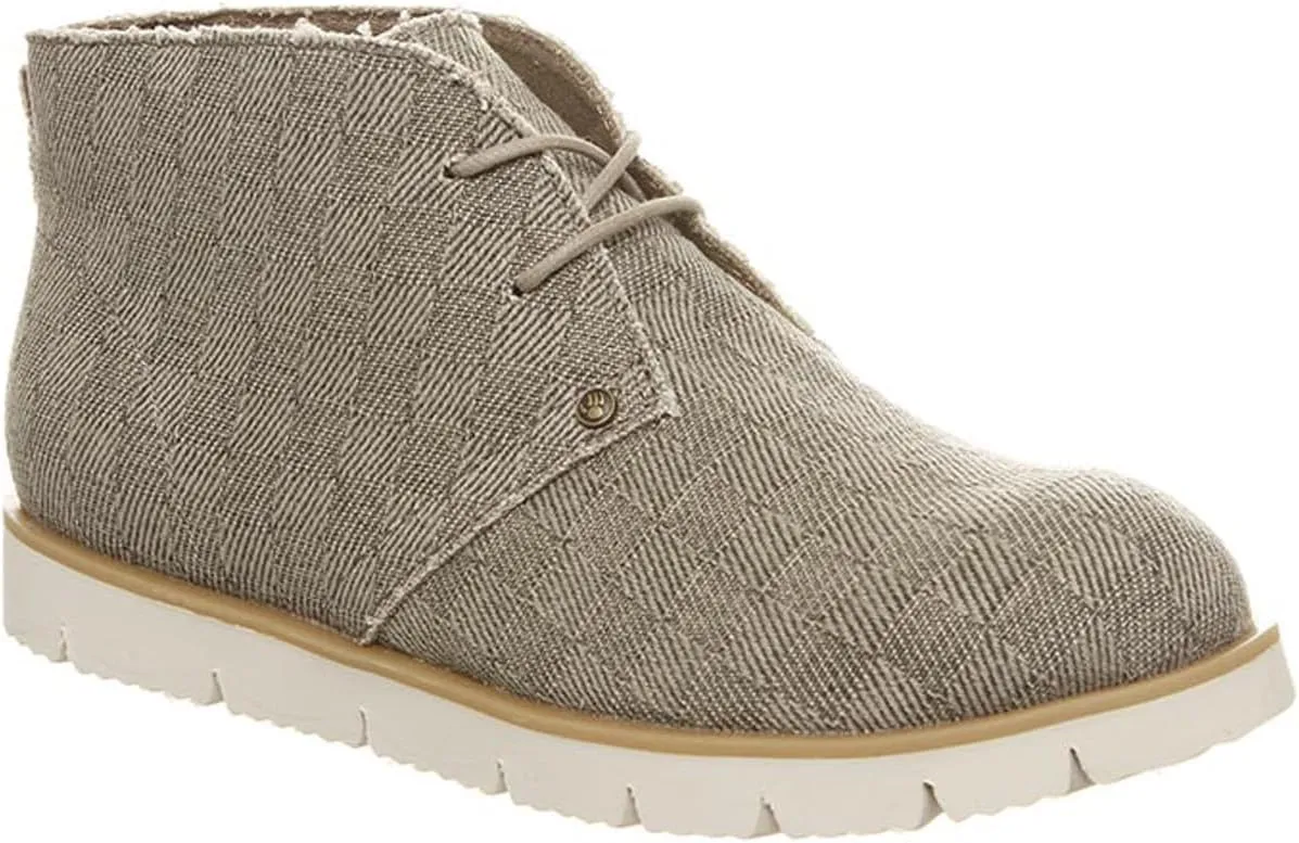 BEARPAW Women's Cher Chukka Boots, Black