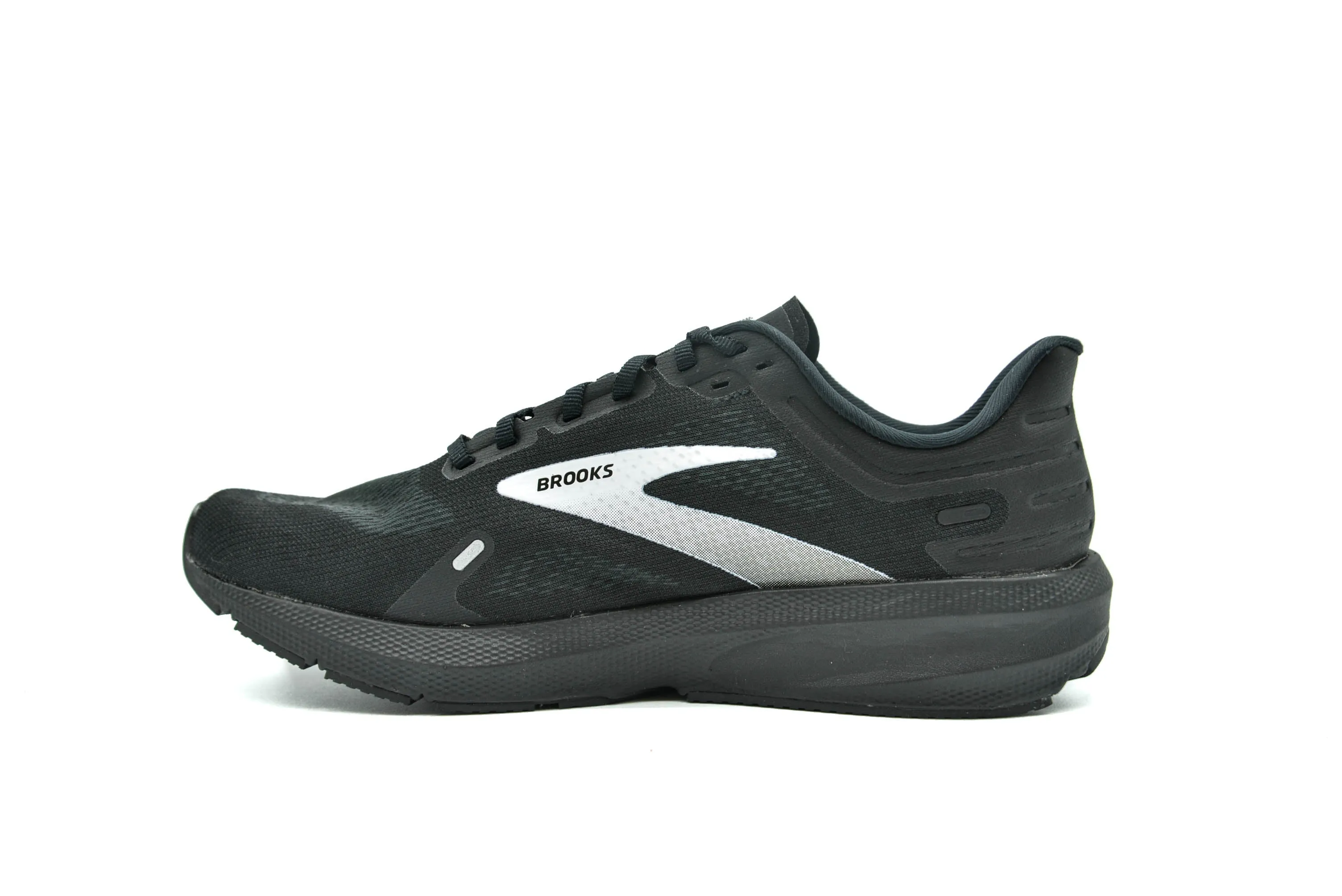 BROOKS Launch 9