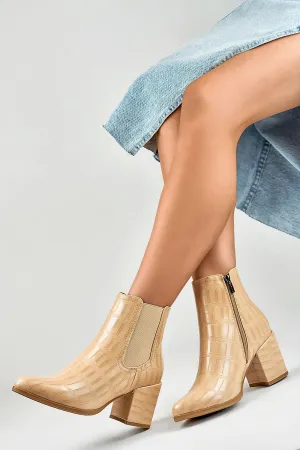 Chic Versatile & Comfortable Heel Boots
