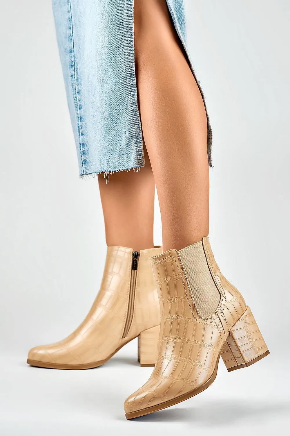 Chic Versatile & Comfortable Heel Boots