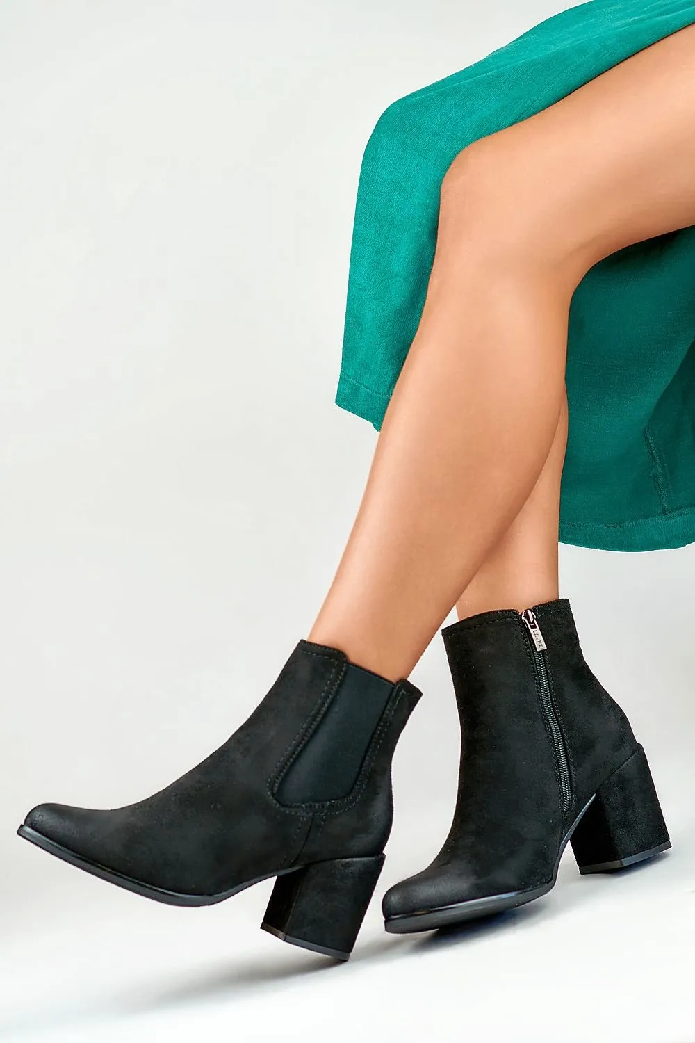 Chic Versatile & Comfortable Heel Boots