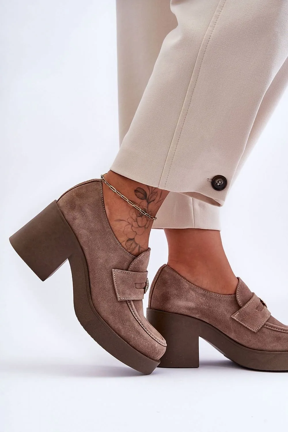 Chic Versatile & Comfortable Heeled Low Shoes
