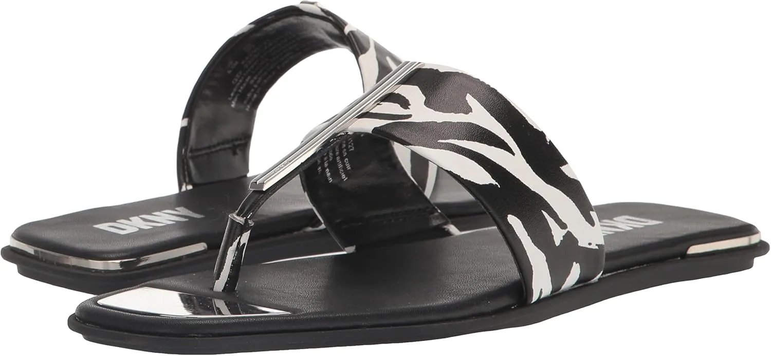 DKNY Women's Comfortable Chic Shoe Deja Flat Sandal