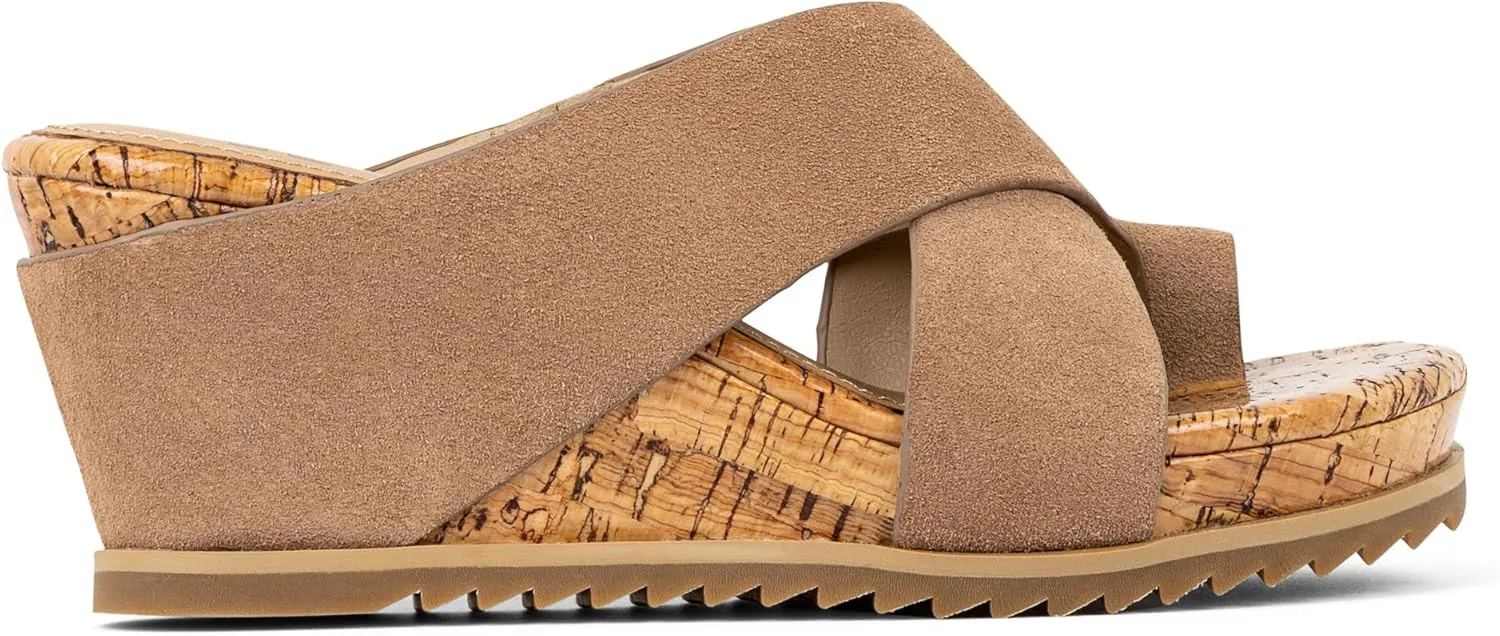 Donald Pliner Women's SISU Wedge Sandals, Comfortable Sandals, Women’s Sandals, Platform Sandals, 2.5-Inch Heel, Heeled Sandal, Toe-Ring Sandal