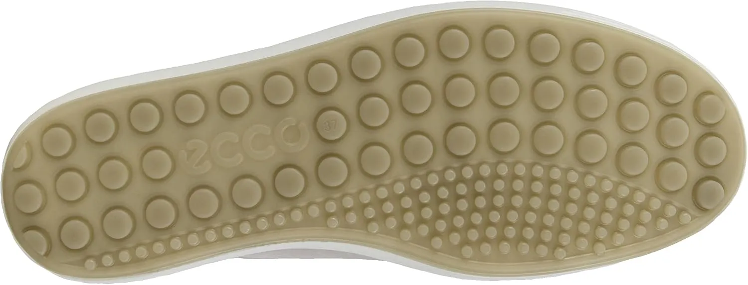 ECCO Women's Soft 7 Gore-Tex Tie Sneaker