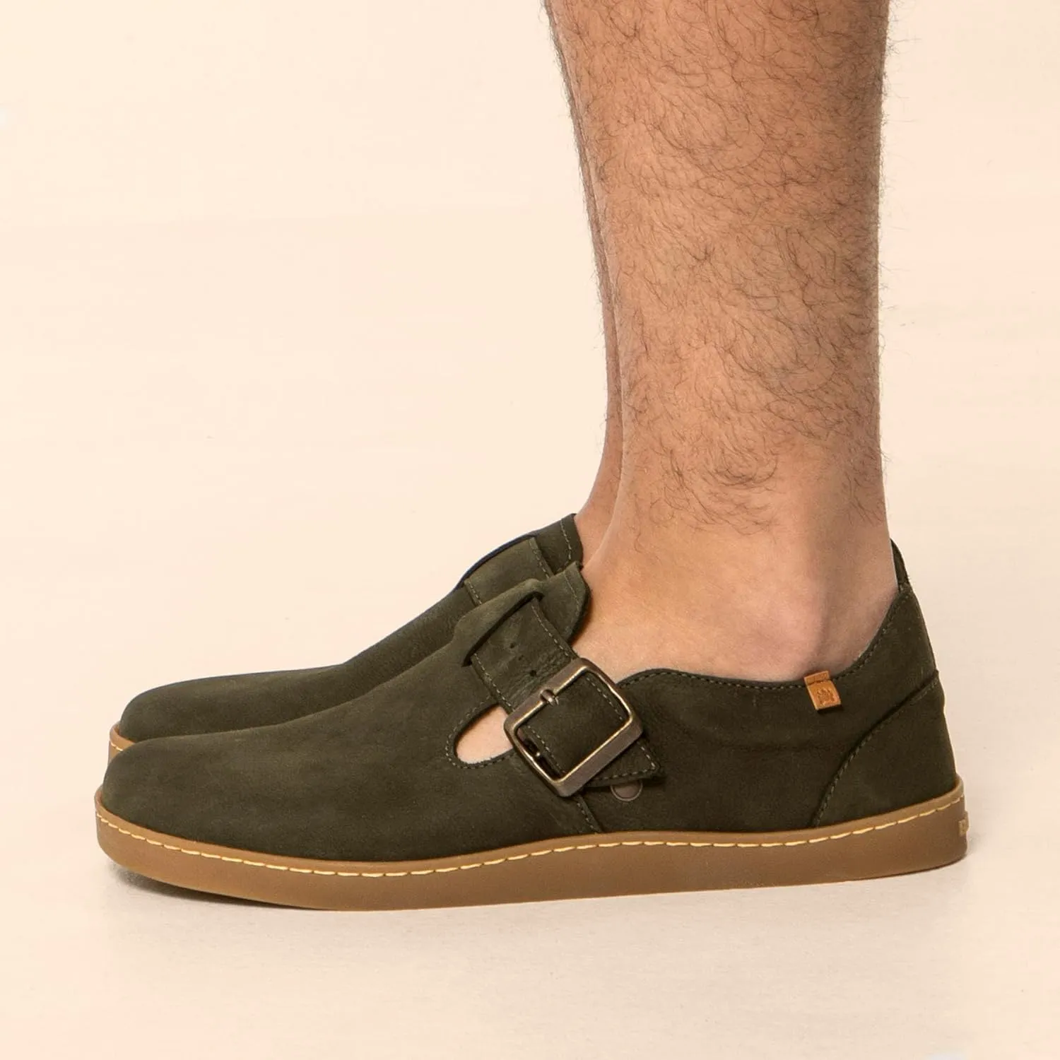 El Naturalista Unisex Apartment Low-top, Khaki, 7 Wide US Women