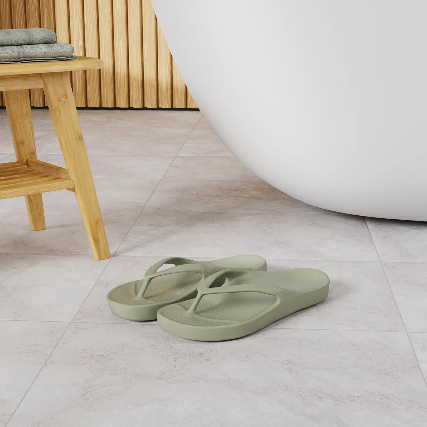 LightFeet Arch Support Flip Flops – Australian Podiatrists Designed FlipFlops for Women & Men Prevent Tired Aching Legs | Unisex Orthotic Plantar Fasciitis Flip Flops Made From Recycled Materials