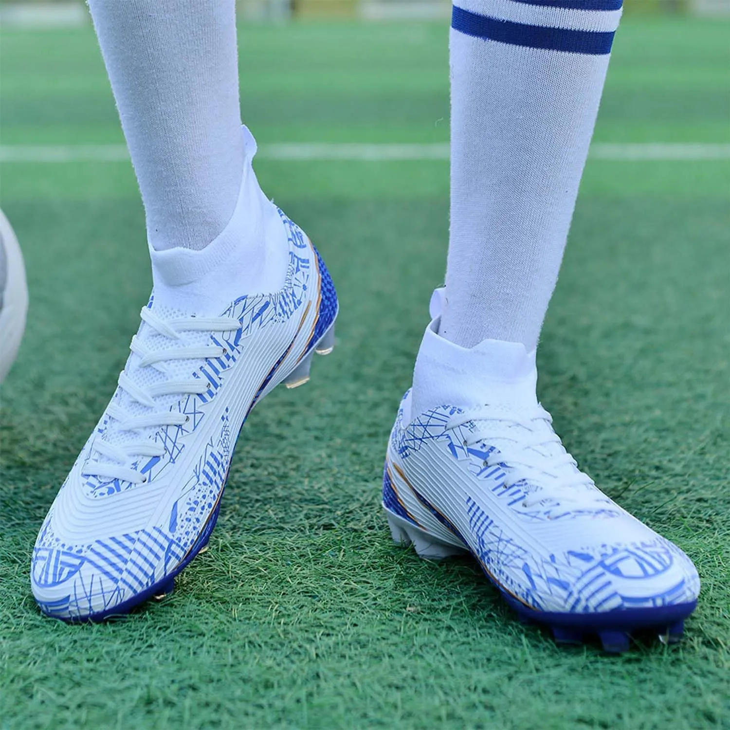 MEBAMY Men's Soccer Cleats Indoor Turf Lightweight Performance Training Soccer Shoes Soft Ground Athletic Football Boots Outdoor