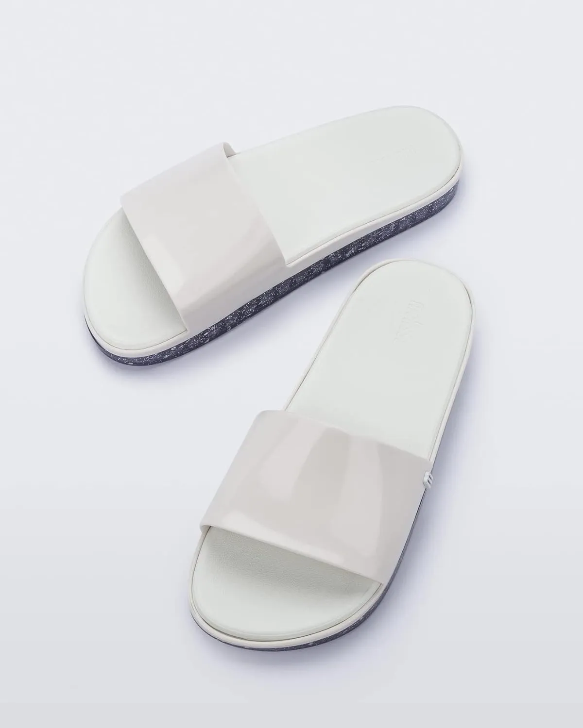 Melissa Next Gen Beach Jelly Slides for Women - Super Soft and Flexible, Stylish Slip-on Vegan Jelly Sandals, Flip Flops with Open Toe Design