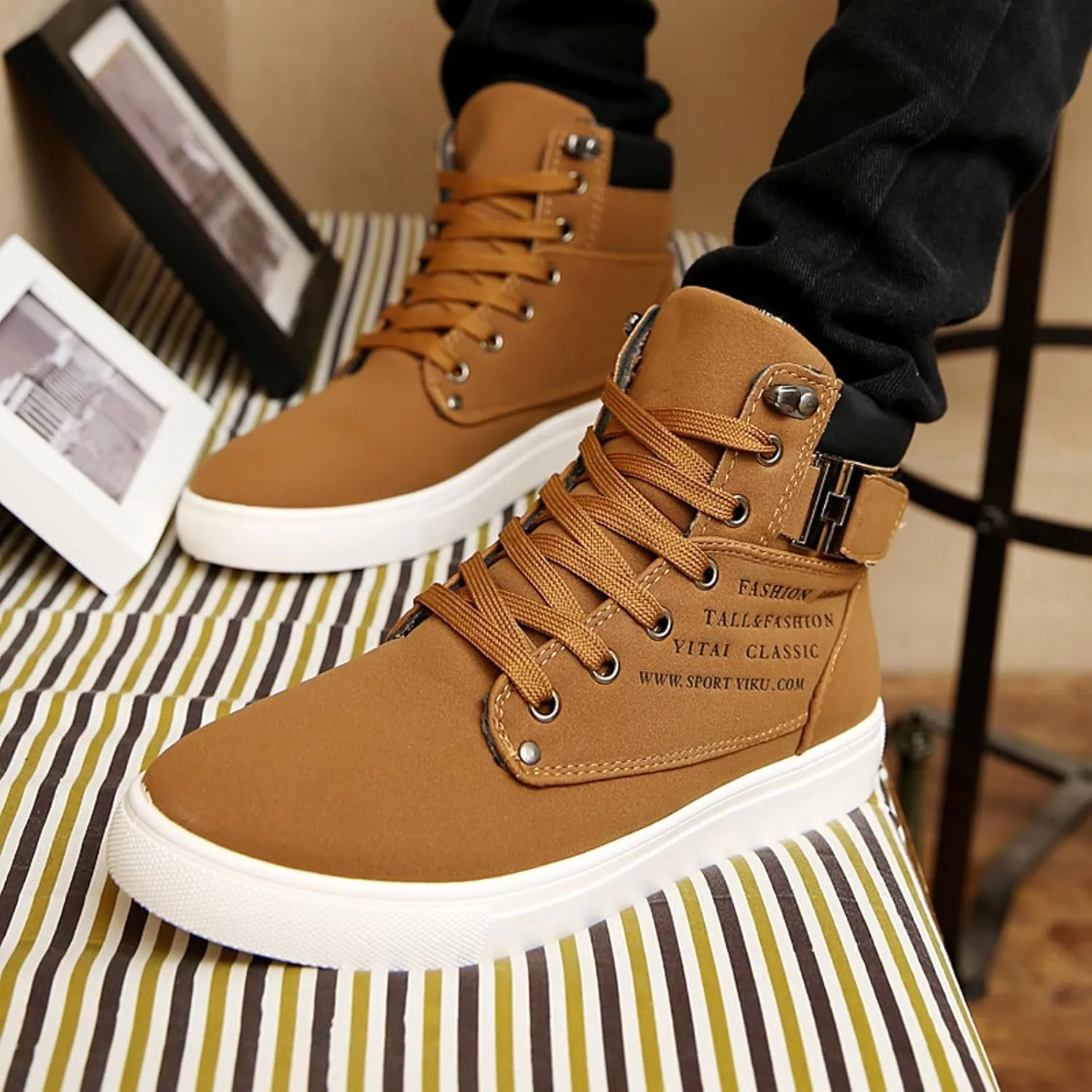 Men's High Top Sneakers Retro Casual Lace Up Sport Shoes Comfort Flat Bottom Walking Boots Outdoor Men's Boots Size 15
