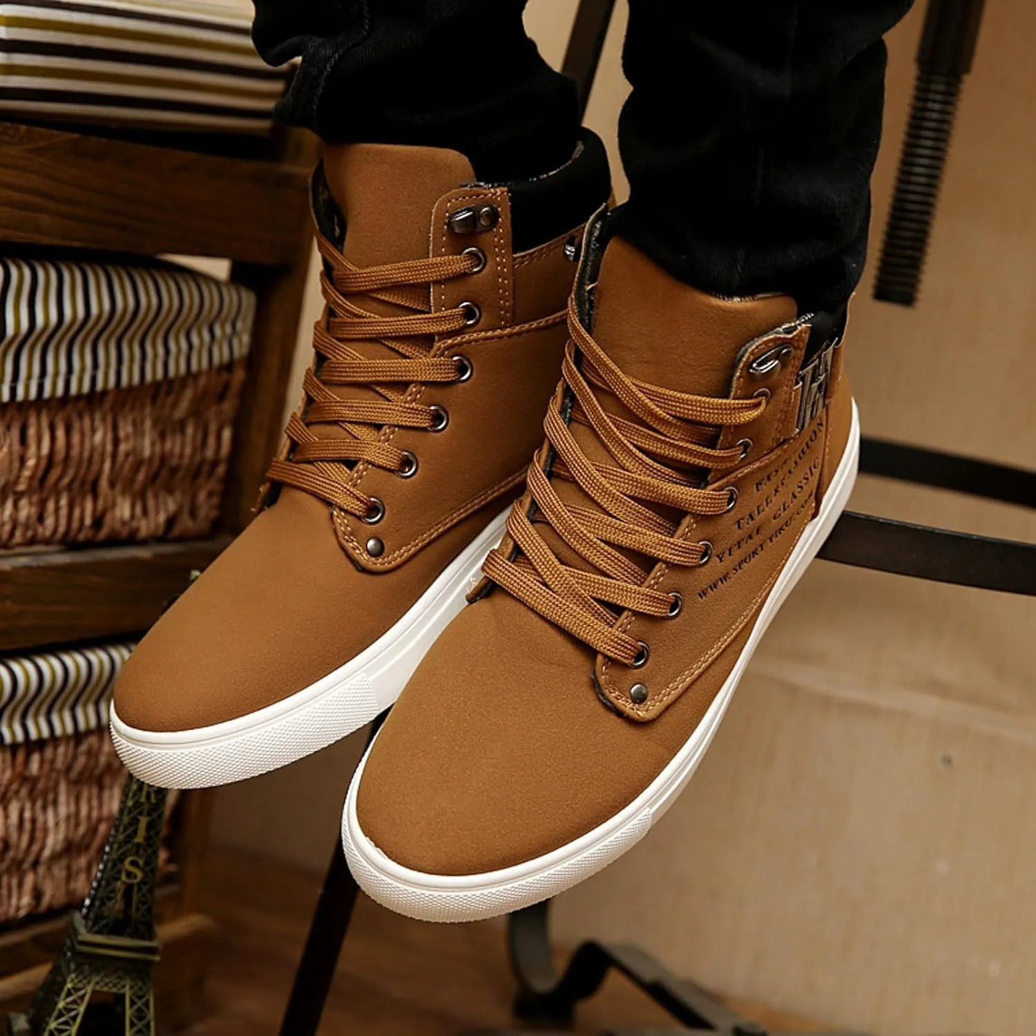Men's High Top Sneakers Retro Casual Lace Up Sport Shoes Comfort Flat Bottom Walking Boots Outdoor Men's Boots Size 15