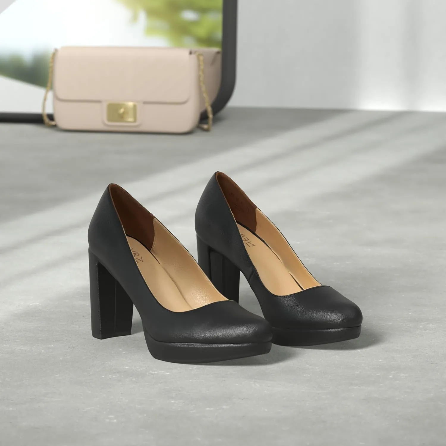 Naturalizer Women's Berlin Chunky High Heel Platform Pump