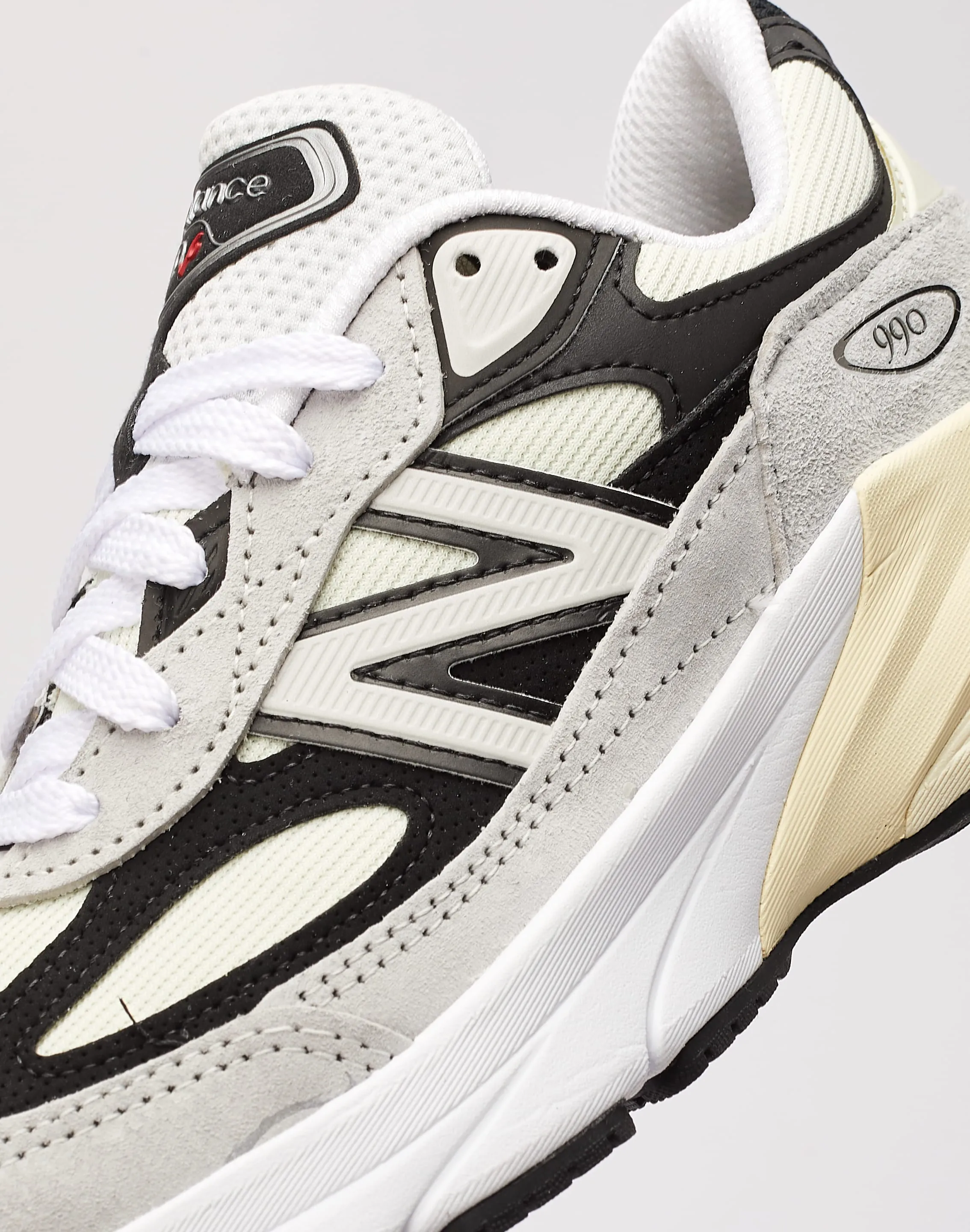 New Balance 990v6 Grade-School