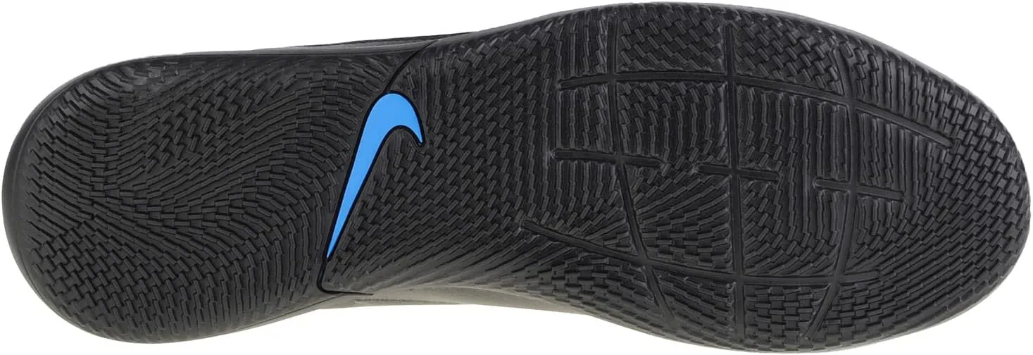 NIKE Men's Sneaker