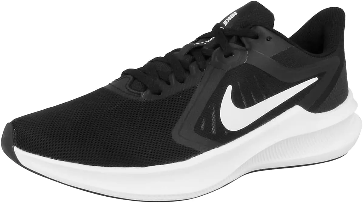 NIKE Women's Sneaker Running Shoe