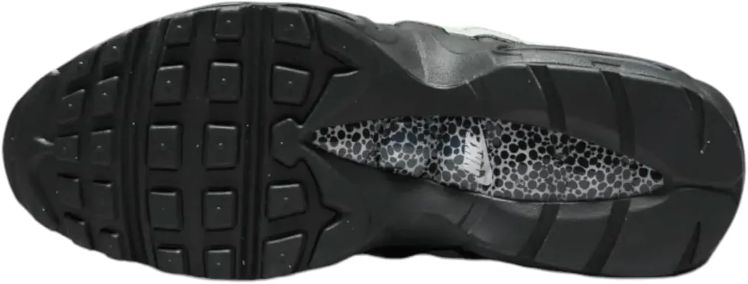 NIKE Women's Sneaker