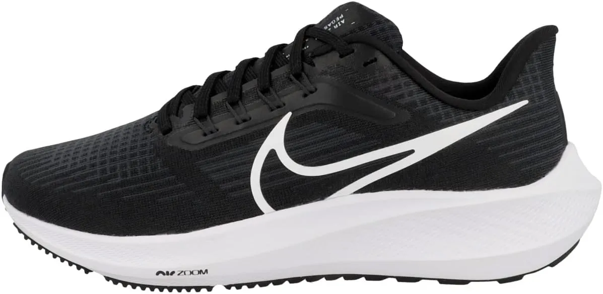 Nike Women's Sneaker