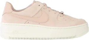 NIKE Women's Sneaker