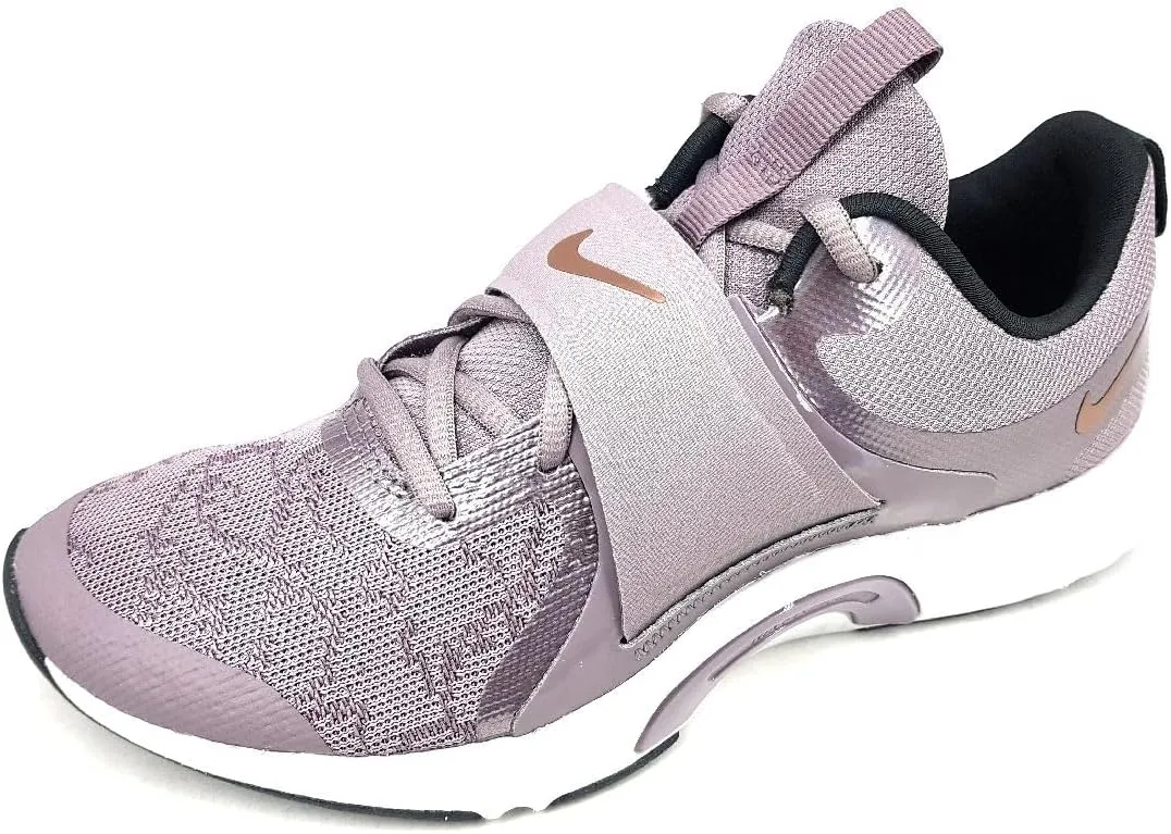 NIKE Women's Sneaker