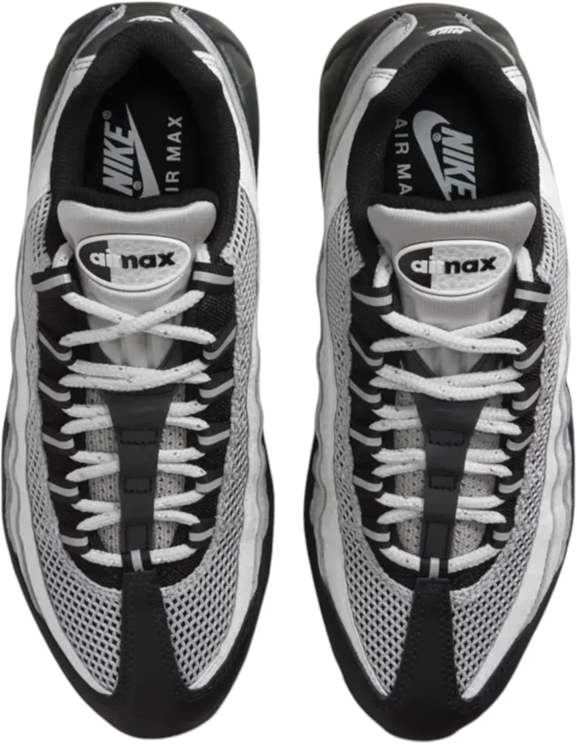 NIKE Women's Sneaker