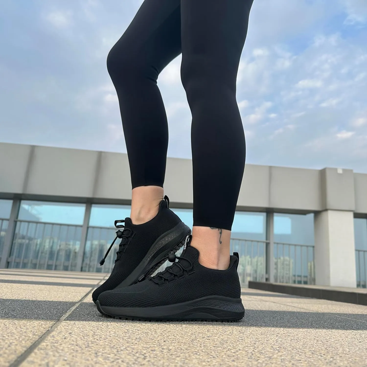 Non Slip Shoes for Women - Food Service & Restaurant, Waterproof Breathable, Lightweight Slip Resistant Sneakers for Kitchen & Nurse