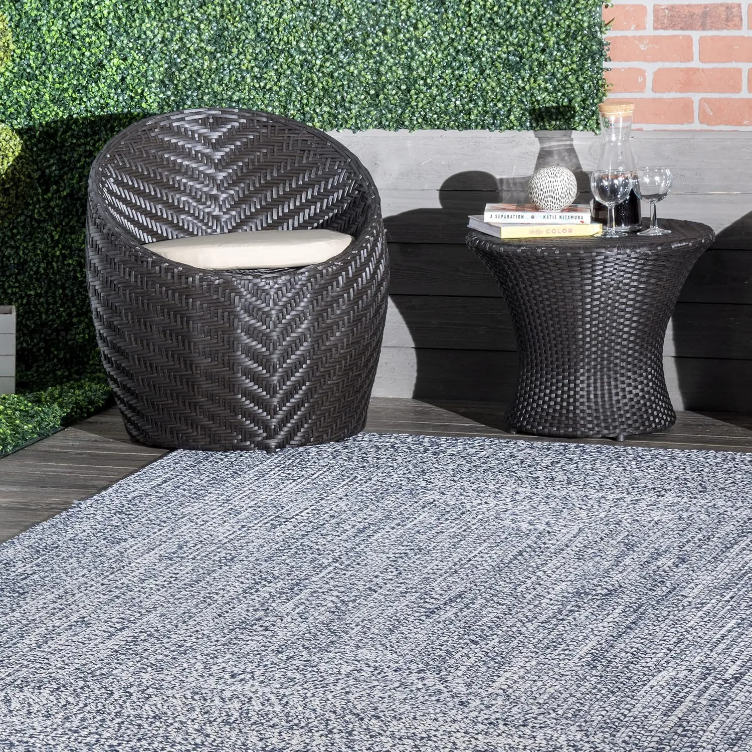 nuLOOM 2' x 16' Solid Hand Braided Indoor/Outdoor Area Rug, Pet-Friendly, High Traffic, Weather Resistant, for Patio, Balcony, Bedroom, Living, Dining Room, Wynn Navy