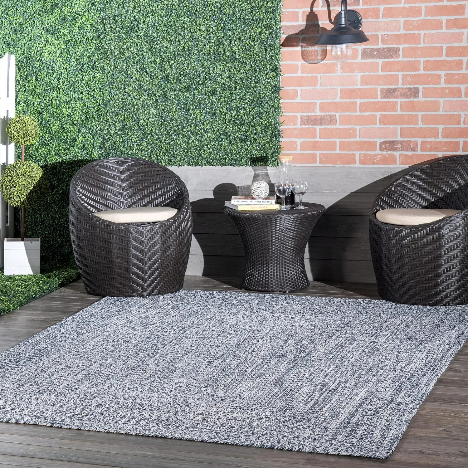 nuLOOM 2' x 16' Solid Hand Braided Indoor/Outdoor Area Rug, Pet-Friendly, High Traffic, Weather Resistant, for Patio, Balcony, Bedroom, Living, Dining Room, Wynn Navy