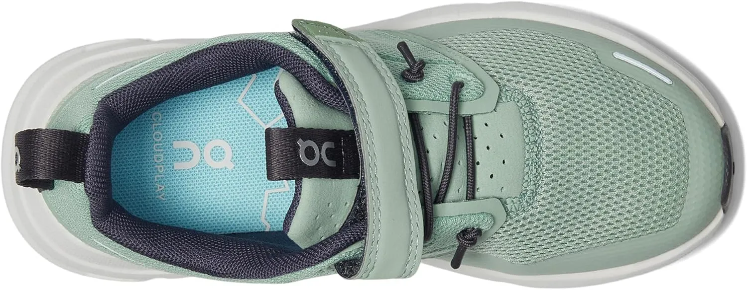 On Unisex-Child Cloud Play (Little Kid) Sneaker