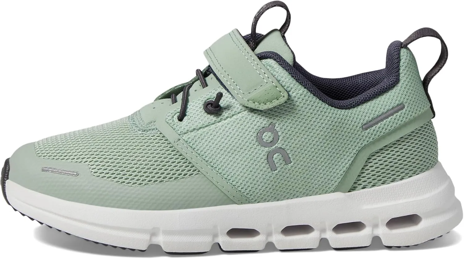 On Unisex-Child Cloud Play (Little Kid) Sneaker