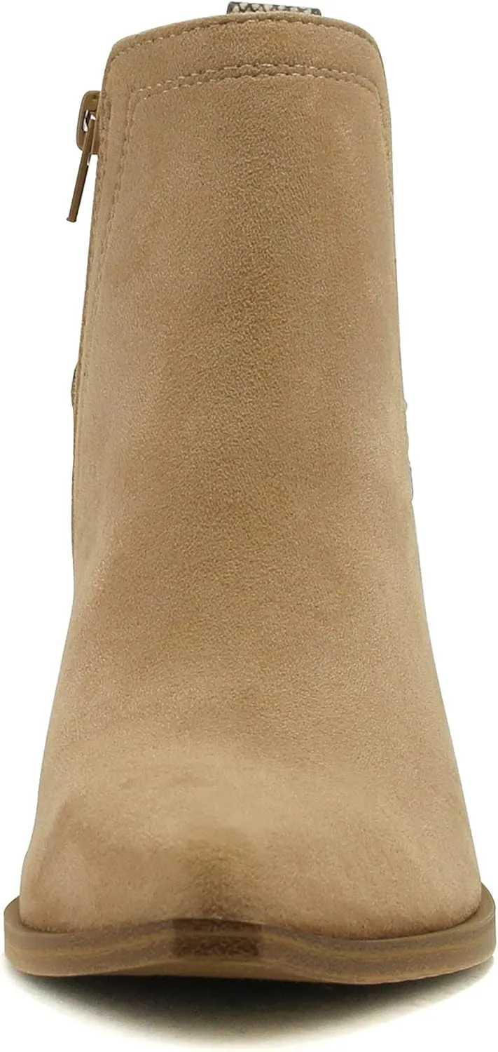 Soda QUE – Western Inspired Stacked Heels Fashion Bootie & Gleaming Chain Back Strap w/Functional Zipper