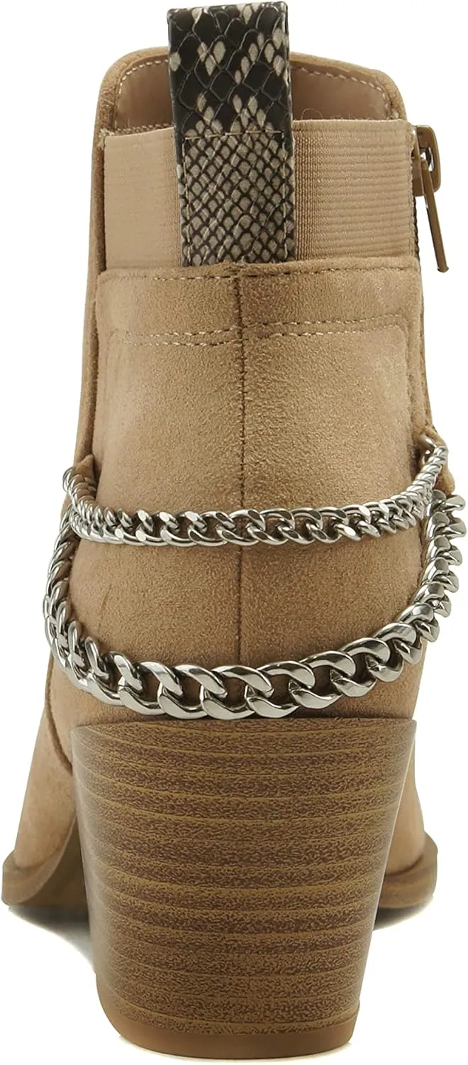 Soda QUE – Western Inspired Stacked Heels Fashion Bootie & Gleaming Chain Back Strap w/Functional Zipper