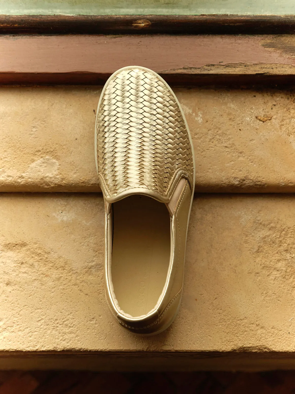 Soft 7 Women's Woven Leather Slip-On Sneaker