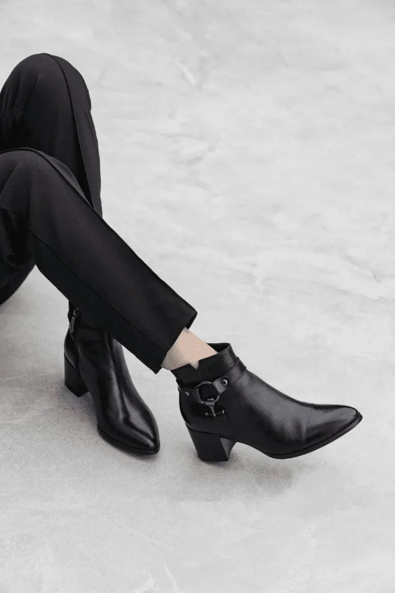 TAYLOR-35 Black