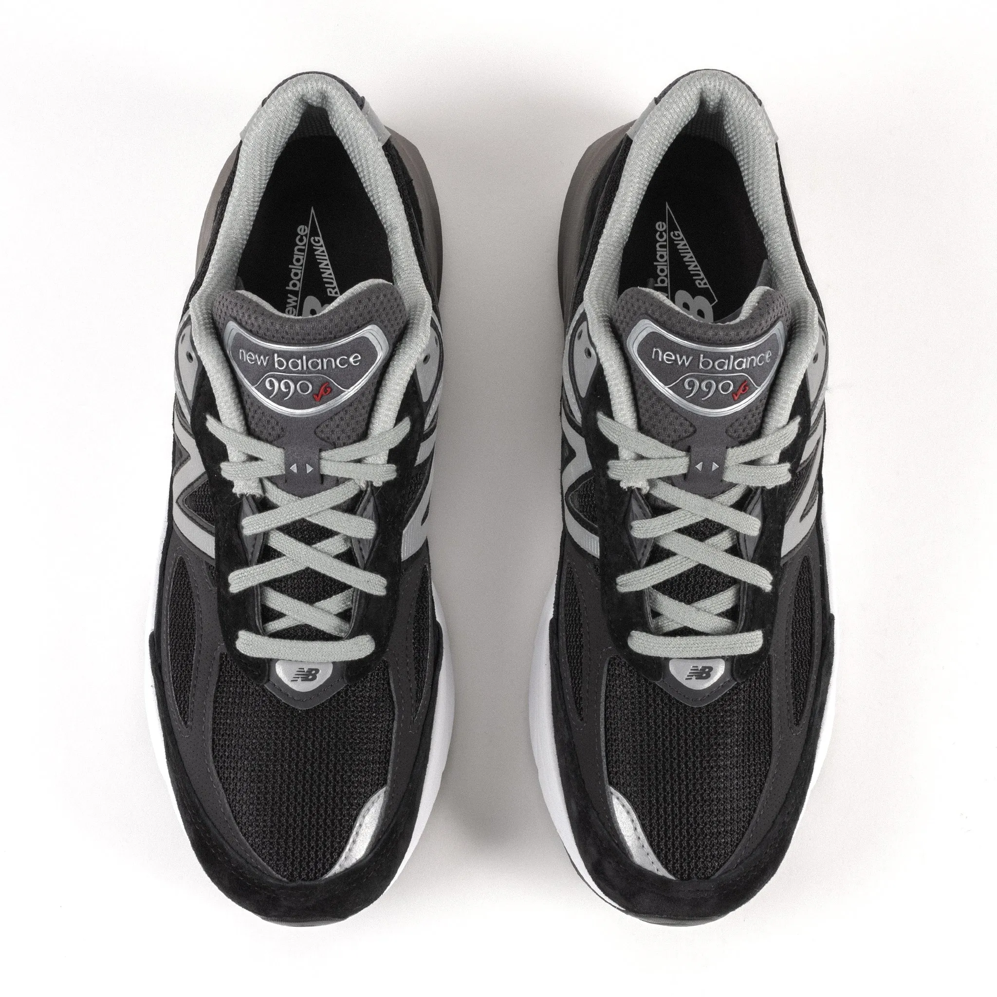 THE 990 V6 - BLACK - SUEDE