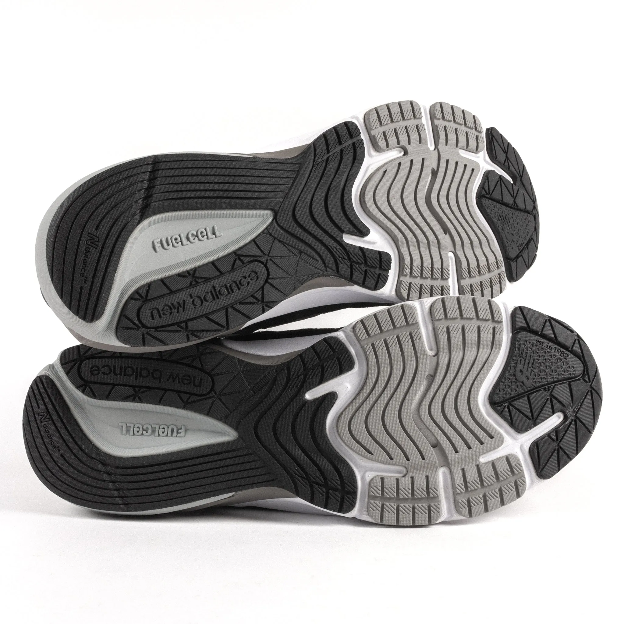 THE 990 V6 - BLACK - SUEDE