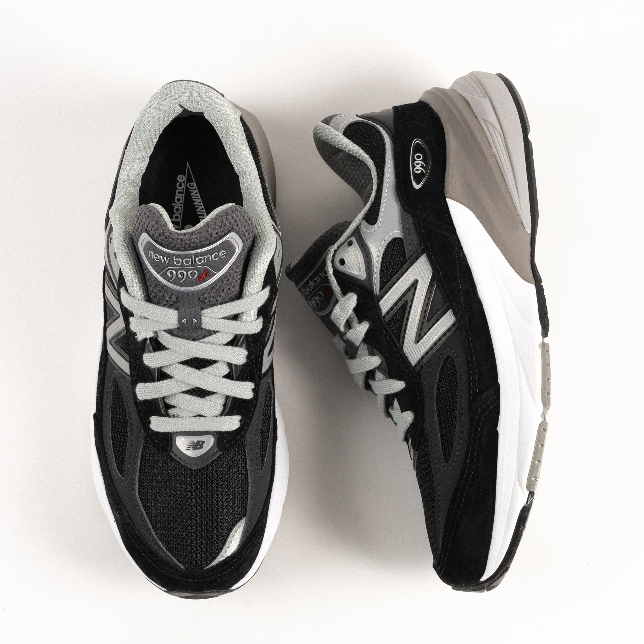 THE 990 V6 - BLACK - SUEDE