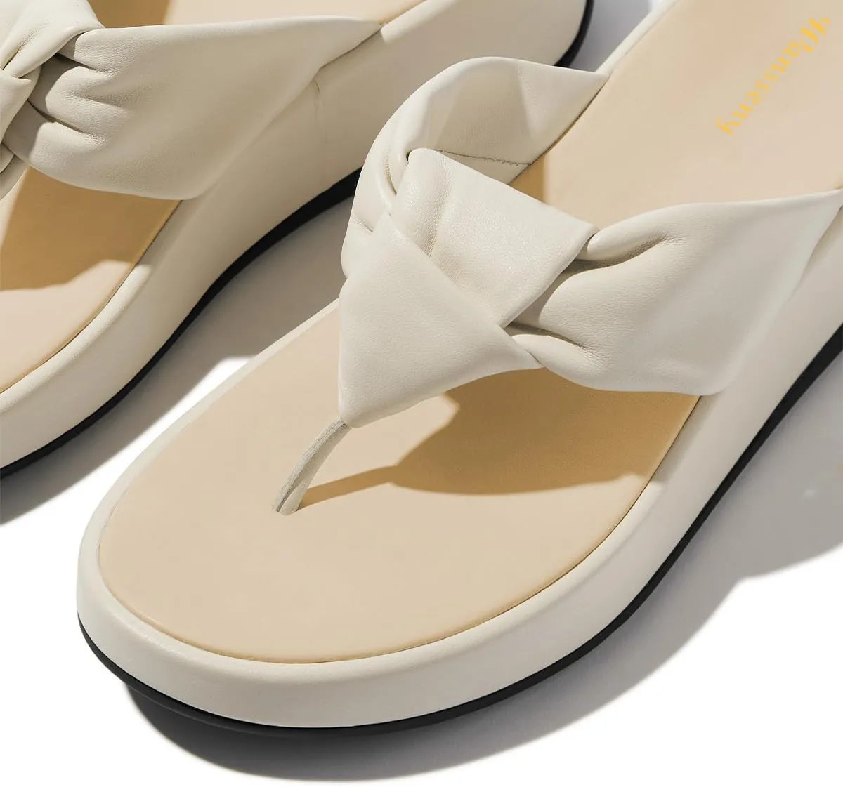 Women Classic Twist Knot Platform Flip Flops Slip on Soft Insole Lightweight Thong Sandals Comfort Summer Beach Casual Slippers Size 4-16 US
