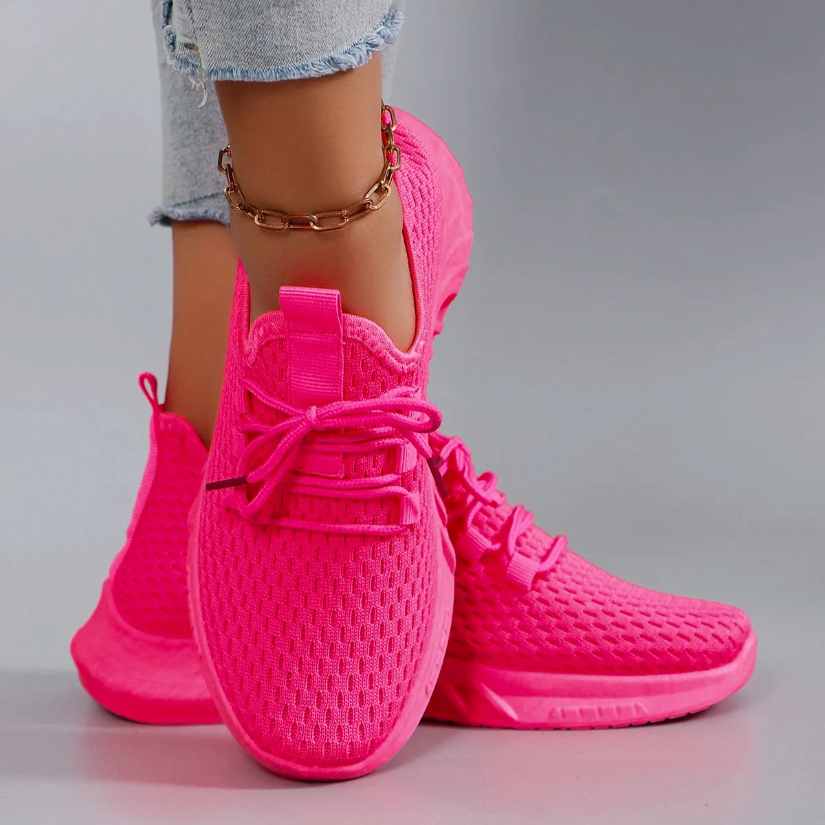 women's breathable running shoe