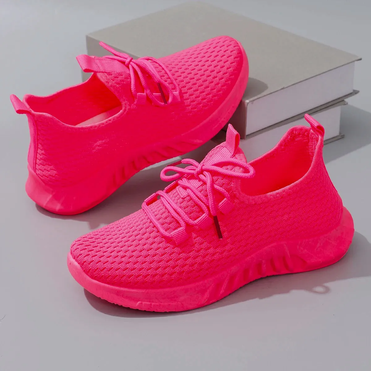 women's breathable running shoe