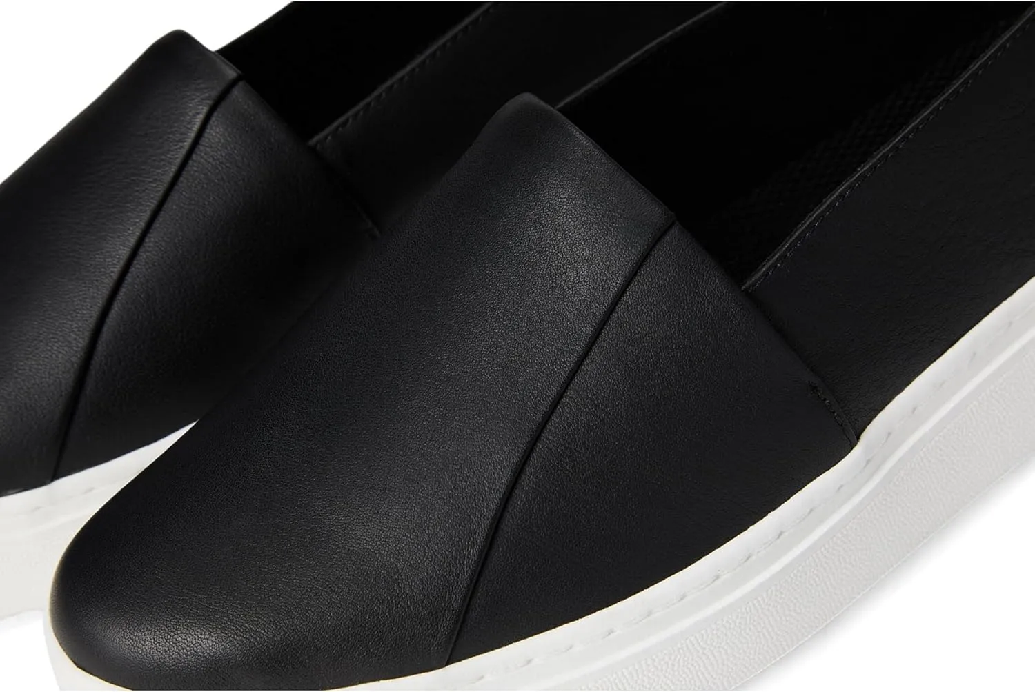 Women's Perks Sneaker