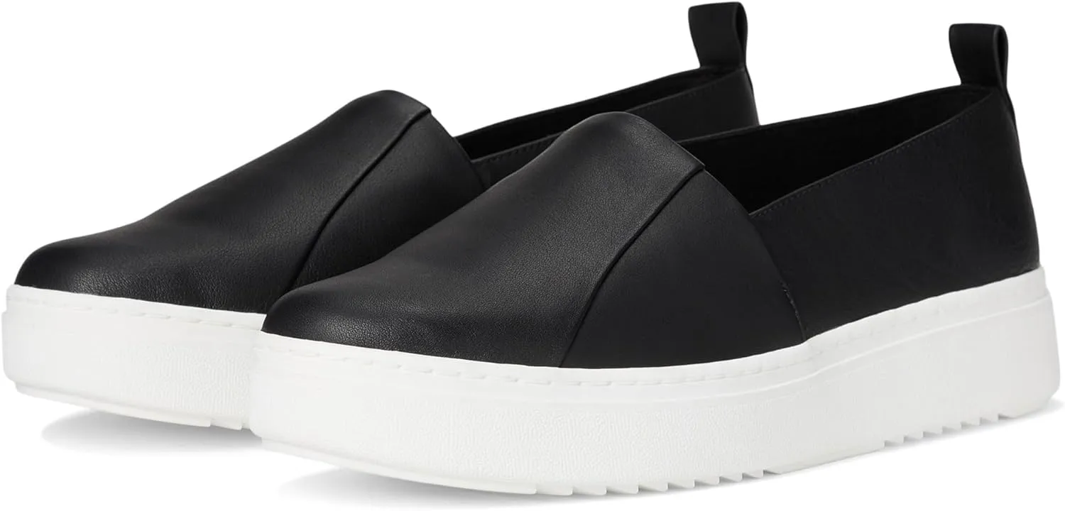 Women's Perks Sneaker