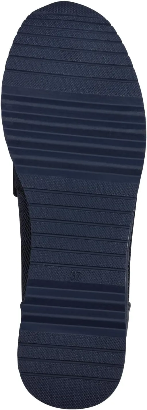Women's Sneaker