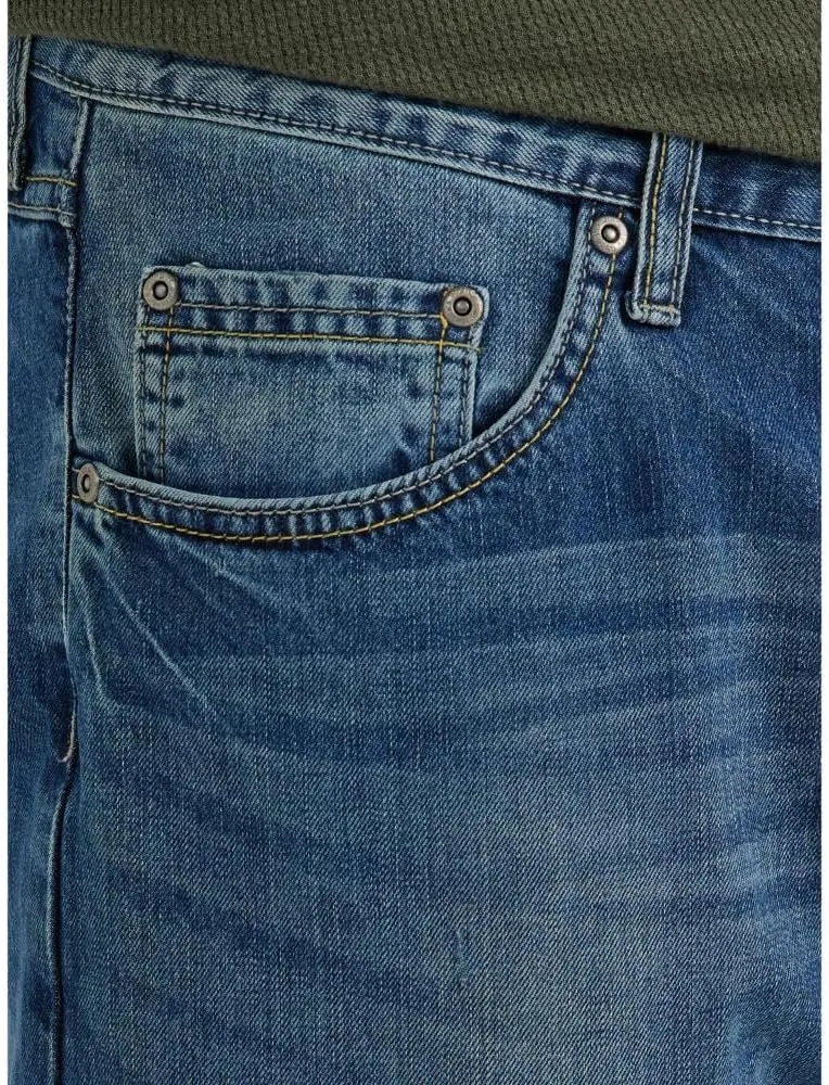 Wrangler Authentics Men's Relaxed Fit Boot Cut Jean